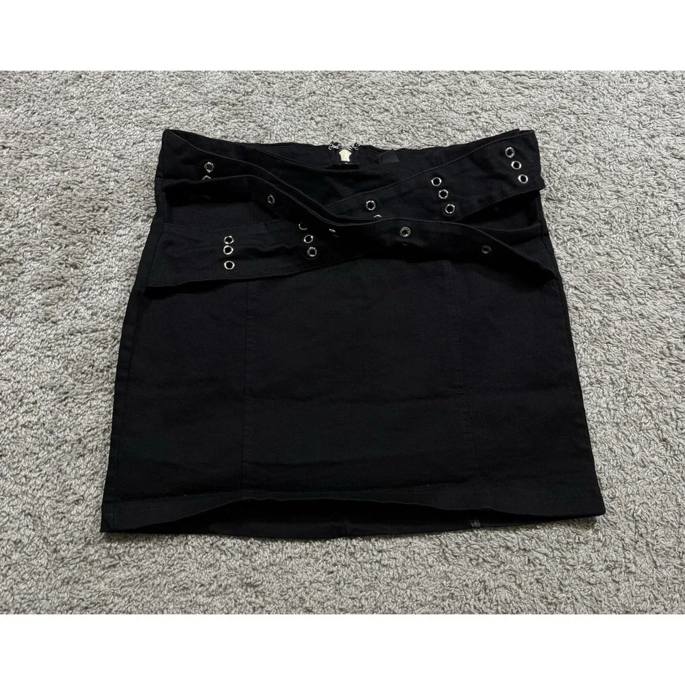 Windsor Black Grommet Pleated Mini Skirt Grunge Whimsigoth Y2k 2000s Utility M